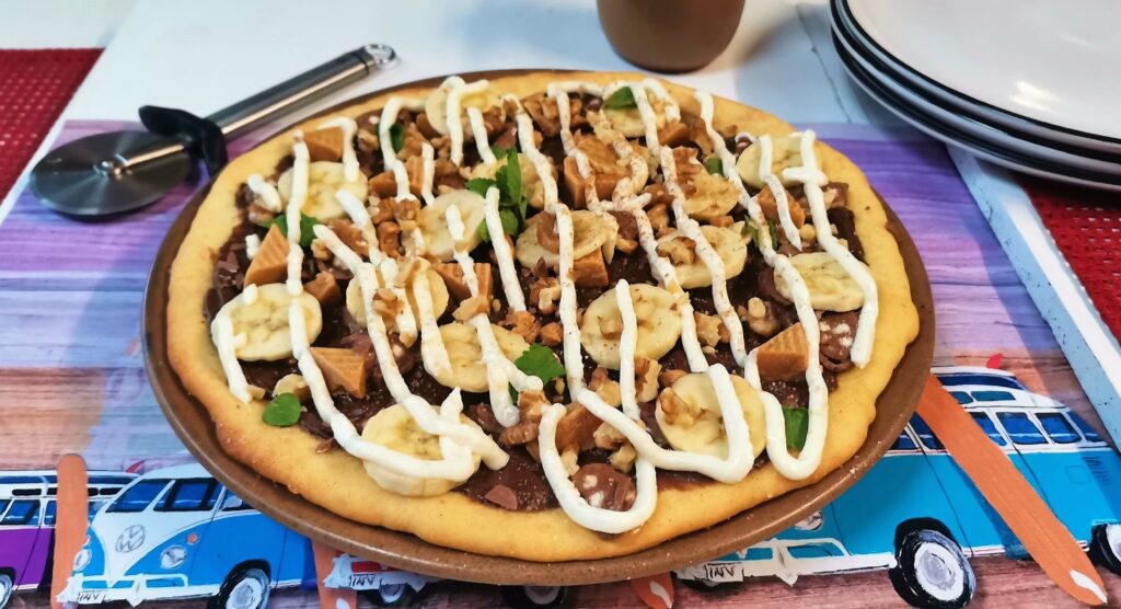 Chocolate banana pizza